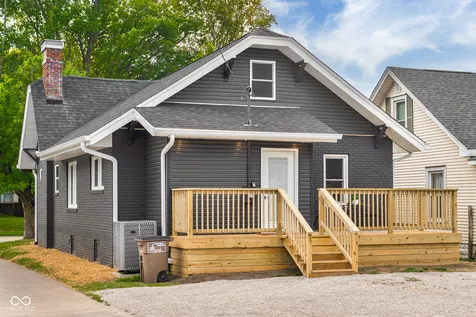 1647 Washington Street Columbus IN 47201