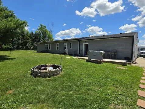 1408 E 600 N Whiteland IN 46184