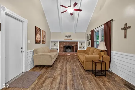 101 Wellington Bluff Court Noblesville IN 46060