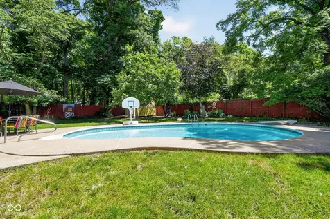 101 Wellington Bluff Court Noblesville IN 46060