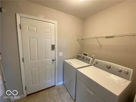9429 Glencroft Way Indianapolis IN 46250