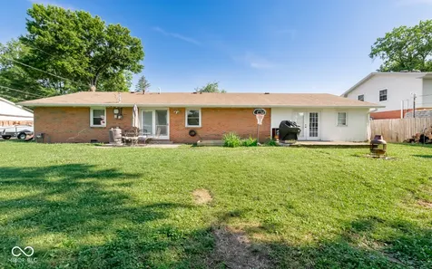 5205 Yellowwood Drive Columbus IN 47203