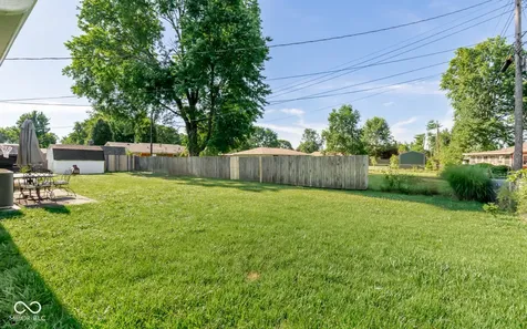 5205 Yellowwood Drive Columbus IN 47203