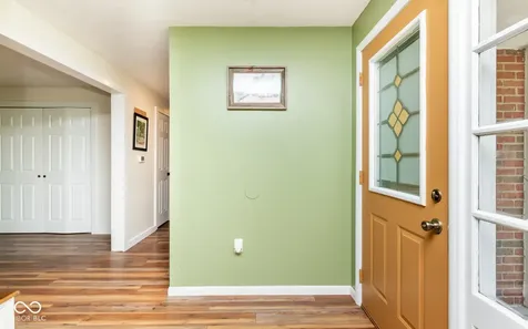 5205 Yellowwood Drive Columbus IN 47203