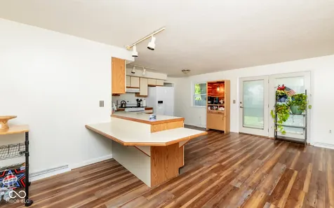 5205 Yellowwood Drive Columbus IN 47203