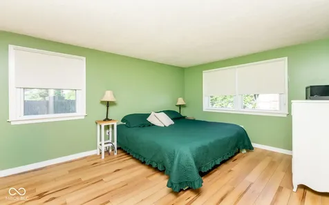 5205 Yellowwood Drive Columbus IN 47203