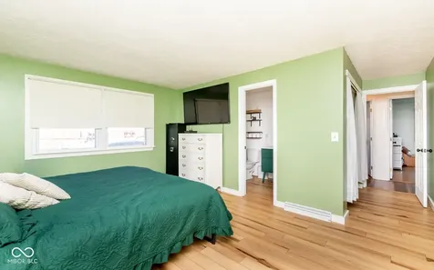 5205 Yellowwood Drive Columbus IN 47203