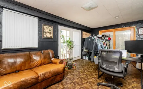 5205 Yellowwood Drive Columbus IN 47203