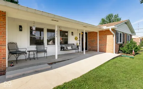 5205 Yellowwood Drive Columbus IN 47203
