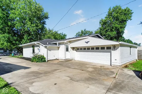 1012 Fenley Drive Lebanon IN 46052