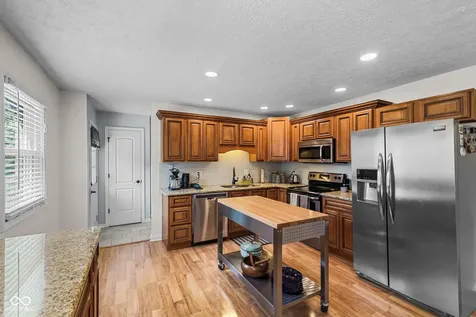 5202 Flintstone Drive Indianapolis IN 46237