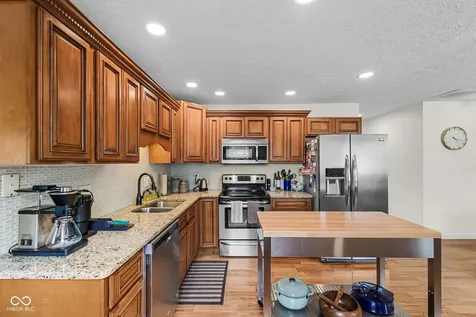5202 Flintstone Drive Indianapolis IN 46237