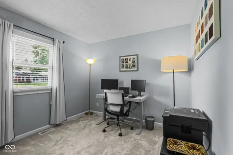 5202 Flintstone Drive Indianapolis IN 46237