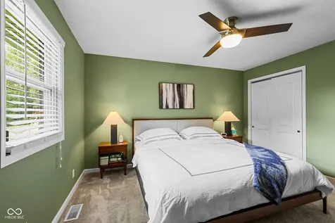 5202 Flintstone Drive Indianapolis IN 46237