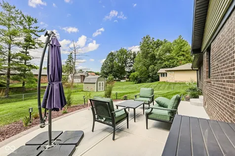 5202 Flintstone Drive Indianapolis IN 46237