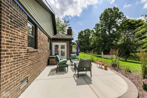 5202 Flintstone Drive Indianapolis IN 46237