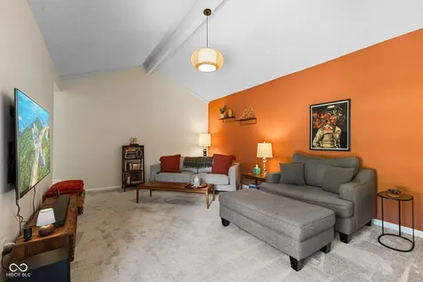 5202 Flintstone Drive Indianapolis IN 46237