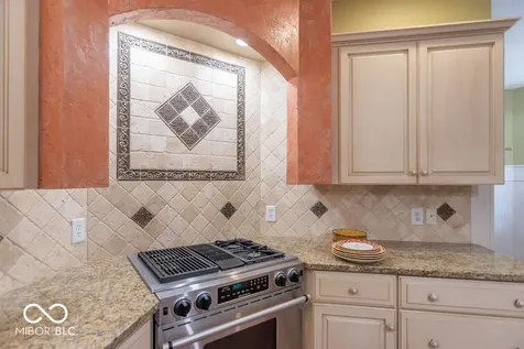 8620 Auburn Ridge Martinsville IN 46151