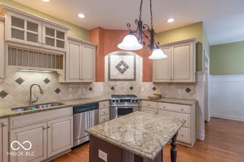 8620 Auburn Ridge Martinsville IN 46151