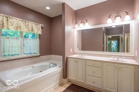 8620 Auburn Ridge Martinsville IN 46151