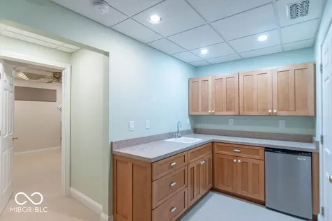 8620 Auburn Ridge Martinsville IN 46151