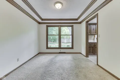 6843 Glacier Drive Indianapolis IN 46217