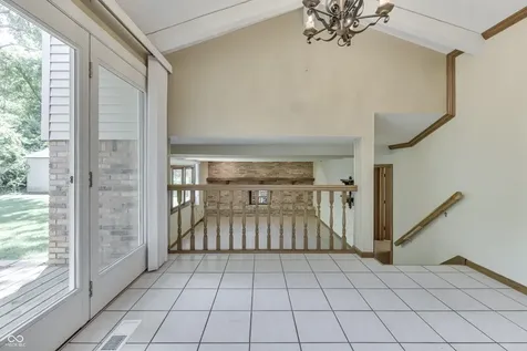 6843 Glacier Drive Indianapolis IN 46217