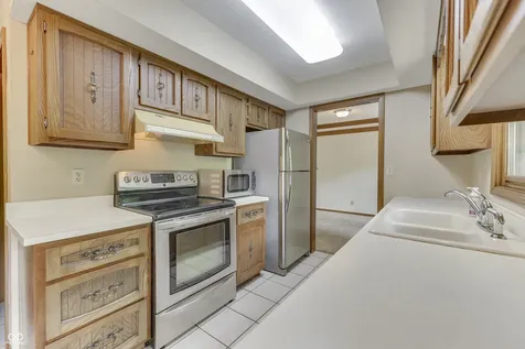 6843 Glacier Drive Indianapolis IN 46217