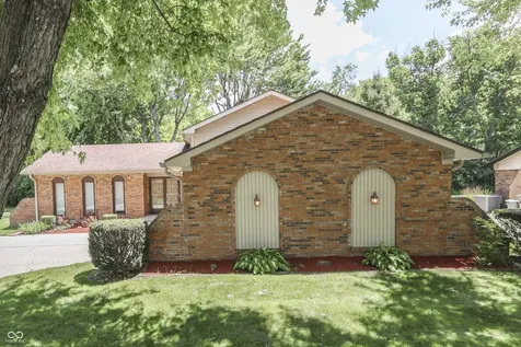 6843 Glacier Drive Indianapolis IN 46217