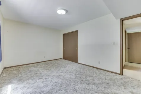 6843 Glacier Drive Indianapolis IN 46217