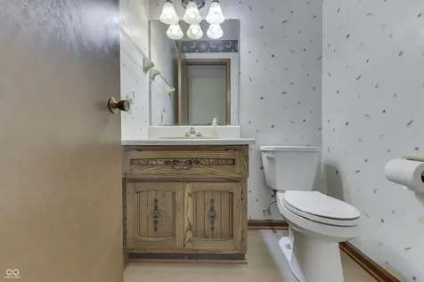 6843 Glacier Drive Indianapolis IN 46217