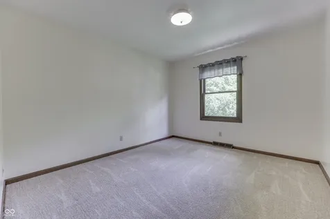 6843 Glacier Drive Indianapolis IN 46217