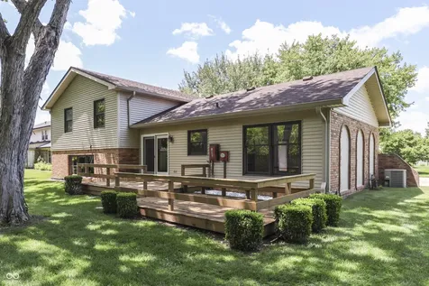 6843 Glacier Drive Indianapolis IN 46217