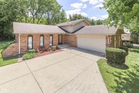 6843 Glacier Drive Indianapolis IN 46217