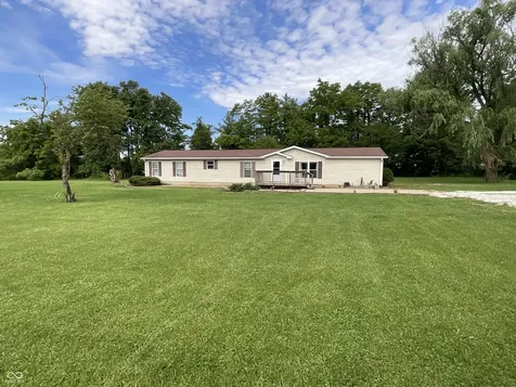 67 S Sunnyside Lane Spencer IN 47460