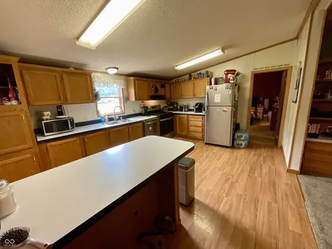 67 S Sunnyside Lane Spencer IN 47460