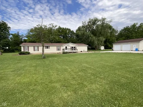67 S Sunnyside Lane Spencer IN 47460