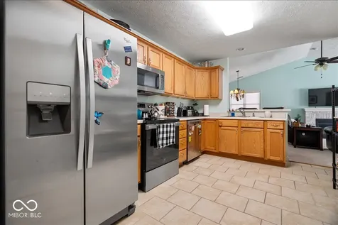 426 Waterford Lane Avon IN 46123