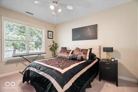 426 Waterford Lane Avon IN 46123