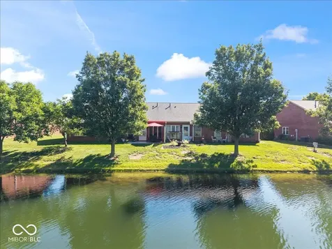 426 Waterford Lane Avon IN 46123