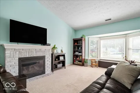 426 Waterford Lane Avon IN 46123