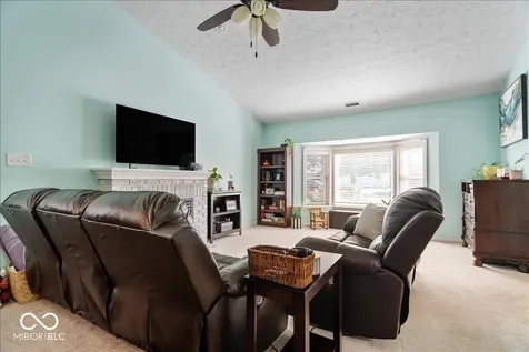 426 Waterford Lane Avon IN 46123