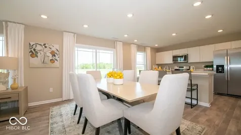 6096 Camarillo Drive Whitestown IN 46075