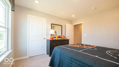 6096 Camarillo Drive Whitestown IN 46075
