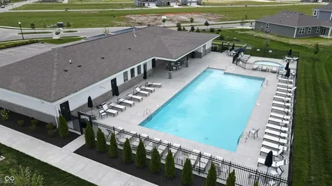 6096 Camarillo Drive Whitestown IN 46075