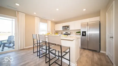 6096 Camarillo Drive Whitestown IN 46075