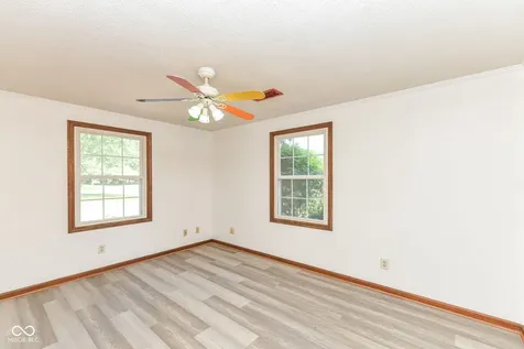 2526 Albert Street Anderson IN 46012