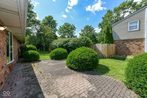 2526 Albert Street Anderson IN 46012