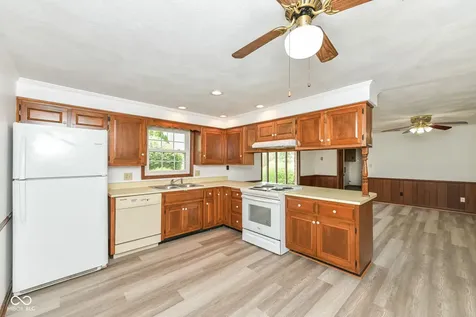 2526 Albert Street Anderson IN 46012