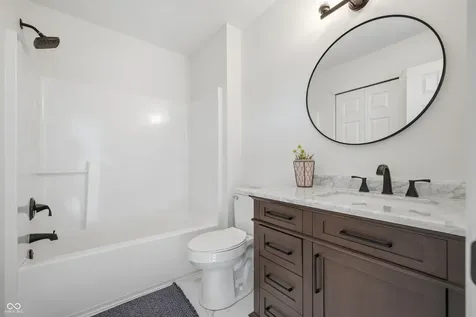 5711 Thompson Park Boulevard Indianapolis IN 46237